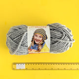 Bernat Softee Chunky yarn / Laine