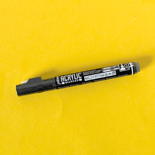 Acrylic paint marker