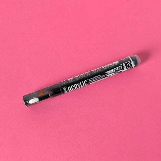 Acrylic paint marker