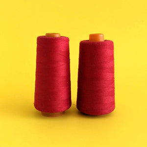 100% Polyester Red Thread / Fil rouge 100% polyester
