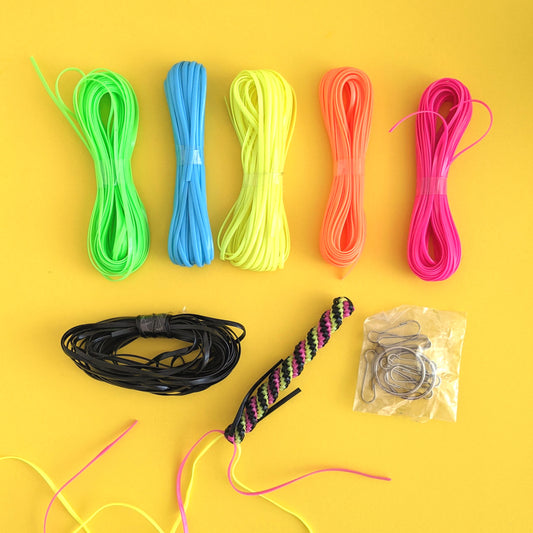 Gimp Plastic Cord Kit / Ensemble scoubidou