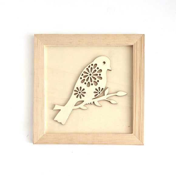 Unfinished wood bird / Oiseau en bois non fini