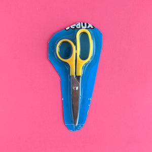 Scissors / Ciseaux