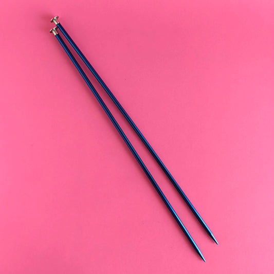 5.5mm Knitting needles